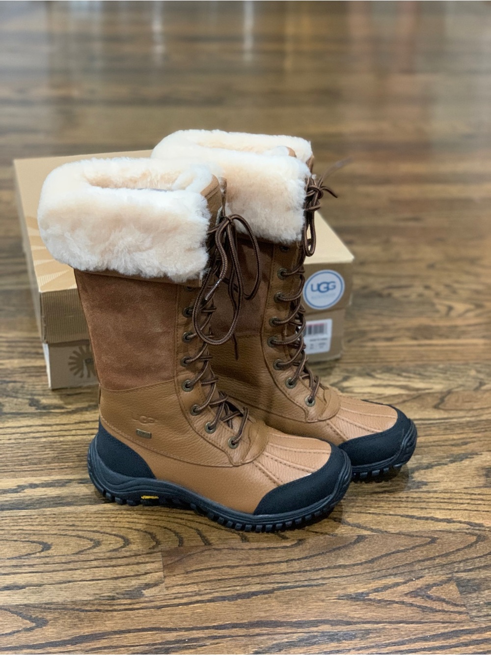New Ugg Adirondack Tall Winter Waterproof Boots Otter Women’s Size 5.5